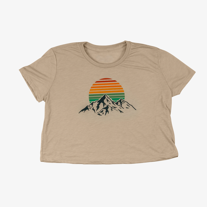 Women's Retro Mountain Cropped T-Shirt Tan